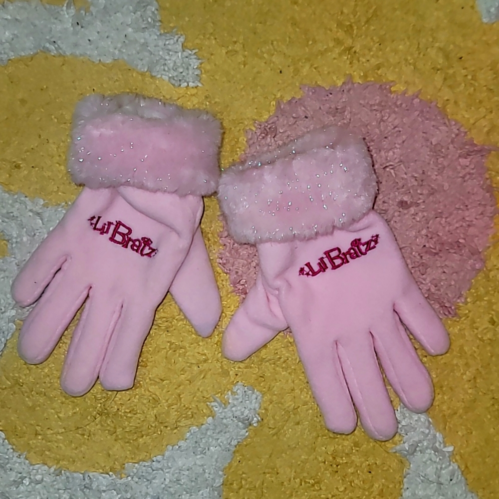MGA Lil Bratz girls gloves age 4-7 pink faux fur glitter y2k winter mittens b31